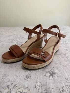 Tommy Hilfiger Tan Leather Espadrille Wedge Sandals